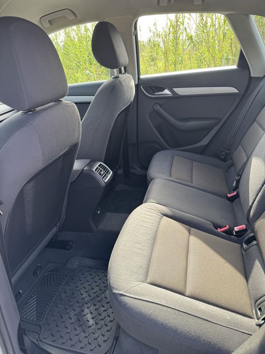 Audi Q3  -  2012 APENAS 105000KM