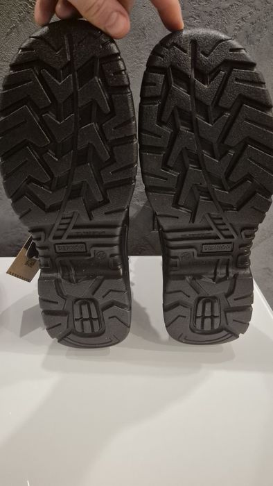 Buty taktyczne rozmiar 45 nowe