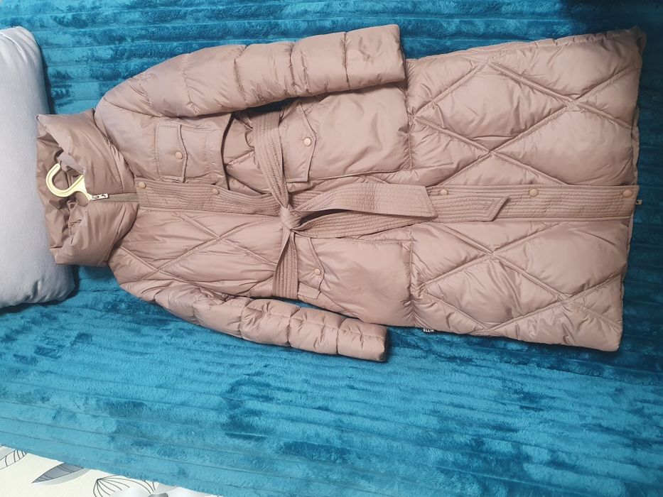 Жіноче зимове пальто