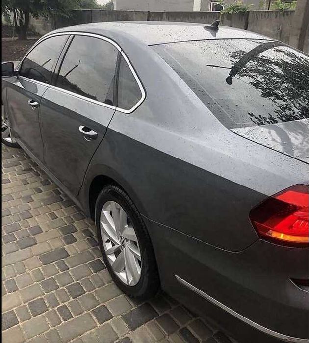 Volkswagen Passat 2.0T Se