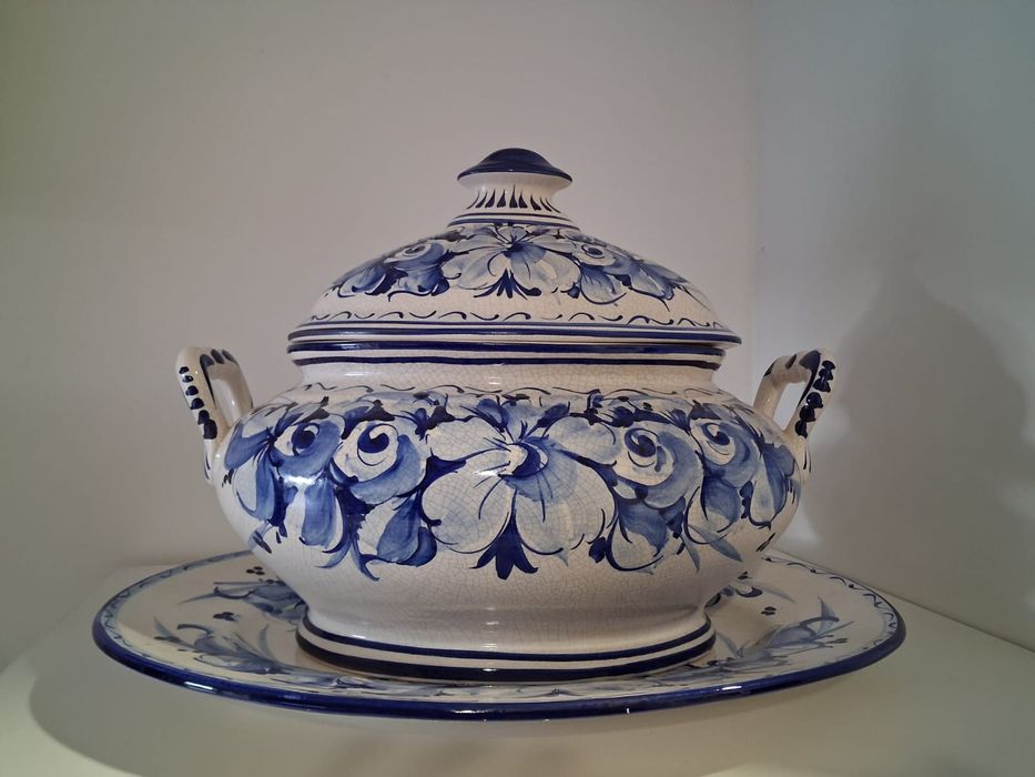 Conjunto Pintado à Mão