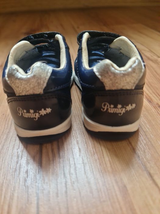 Buty  Primigi 23