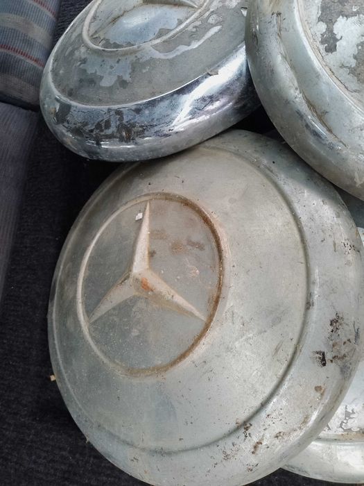Clássicos antigos Mercedes w111