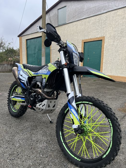 Zuumav S8Pro (YBS300)