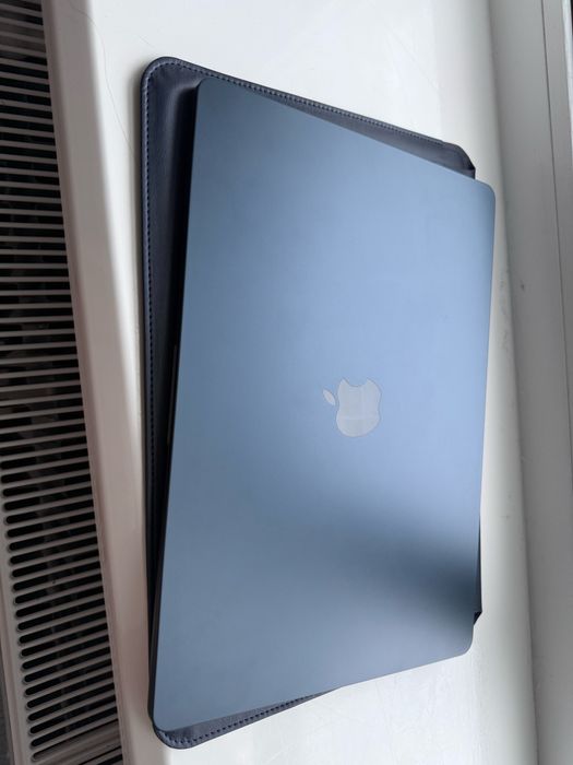 MacBook M3 Air 15,3 дюйма 8/256