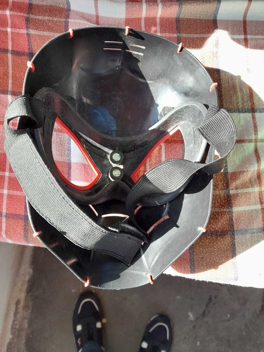 4 Máscaras de Carnaval Adulto + Catwoman para criança