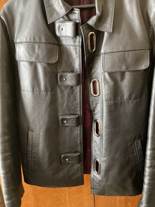 Продаю куртку кожа