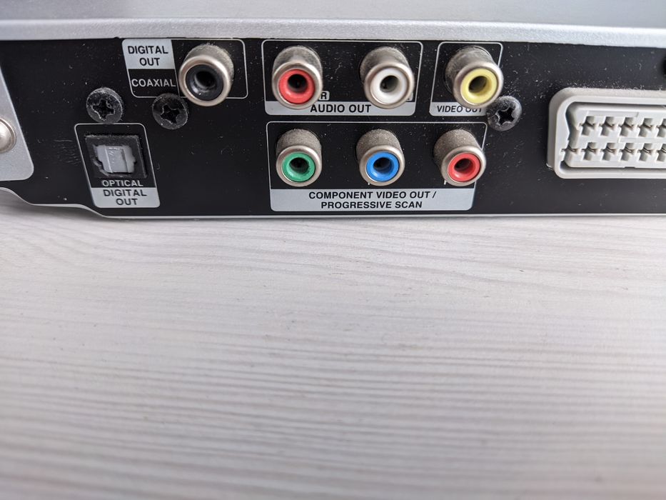 DVD-програвач LG KARAOKE