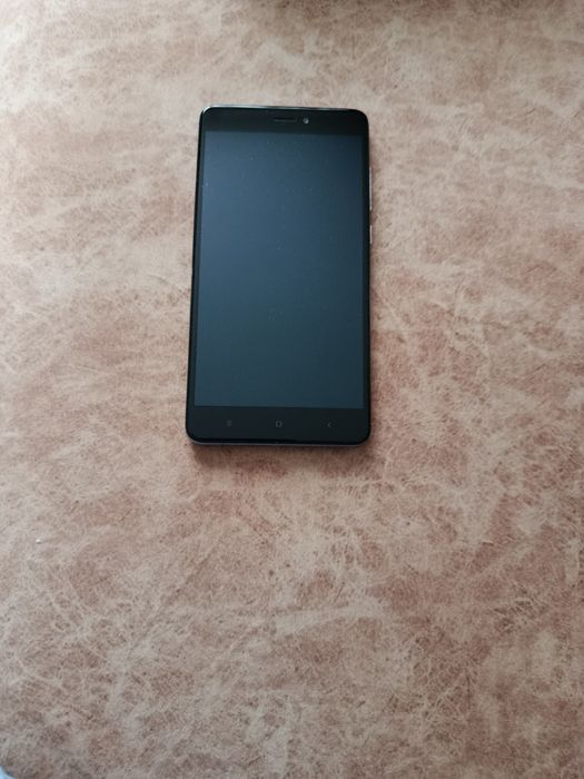 Продам телефонNITRO 55 E