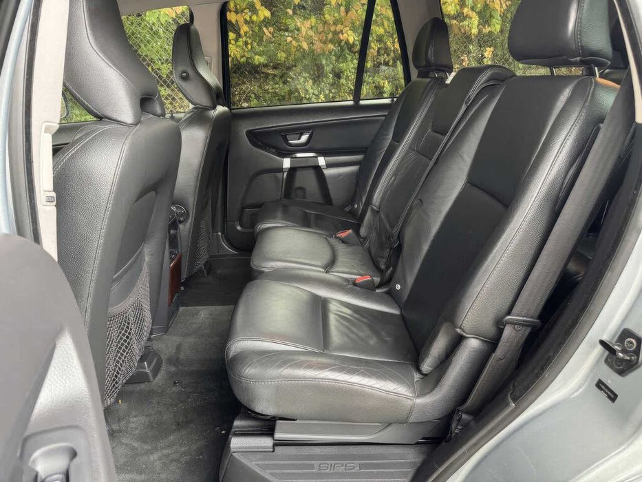 Volvo XC90      2014