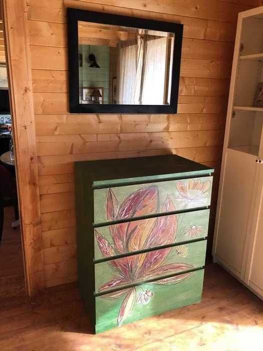 Conjunto de cómoda e espelho antiga cômoda do ikea, pintada a mão