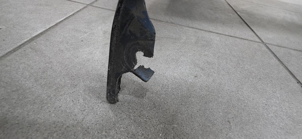 Parachoques original nissan almera