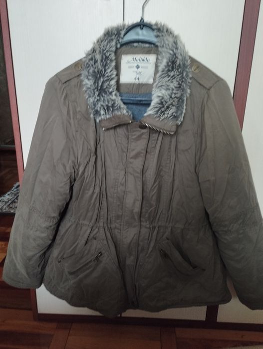 Жіноча зимова парка