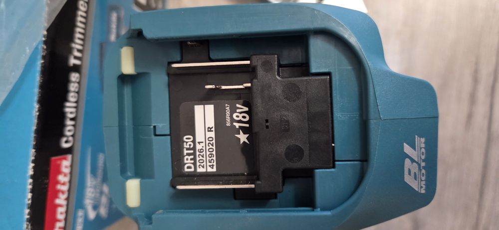 Frezarka Makita DRT50Z