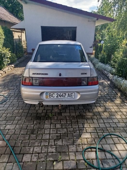 Автомобіль ВАЗ 2110