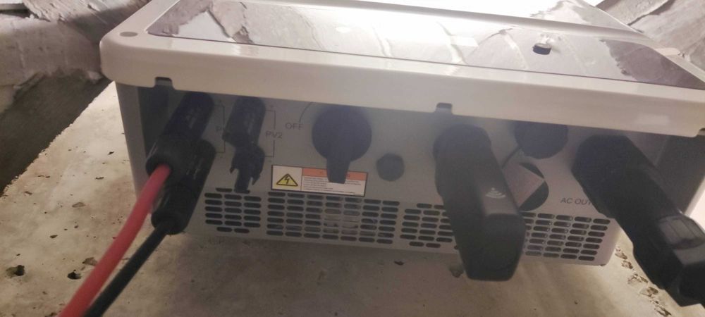 Inversor de rede 8000W Goodwe Serie SDT G2 GW8KT-DT