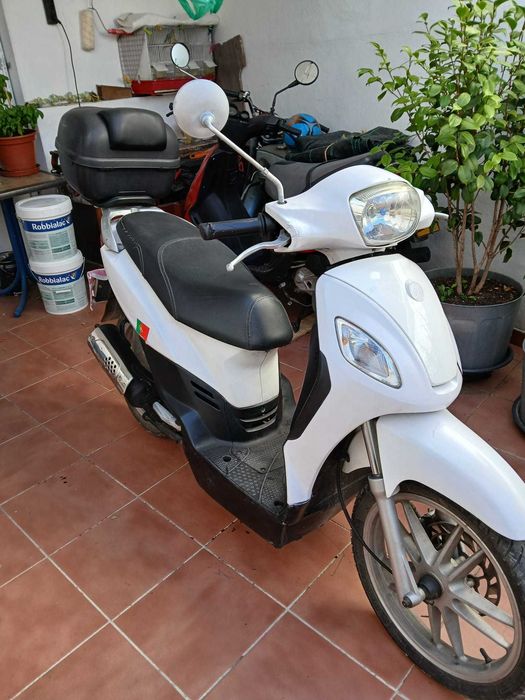 Piaggio Zip em bom estado