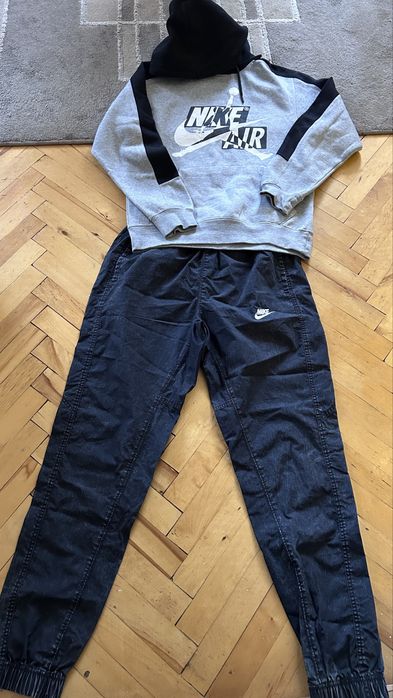 Komplet: spodnie NIKE plus bluza NIKE Jordan