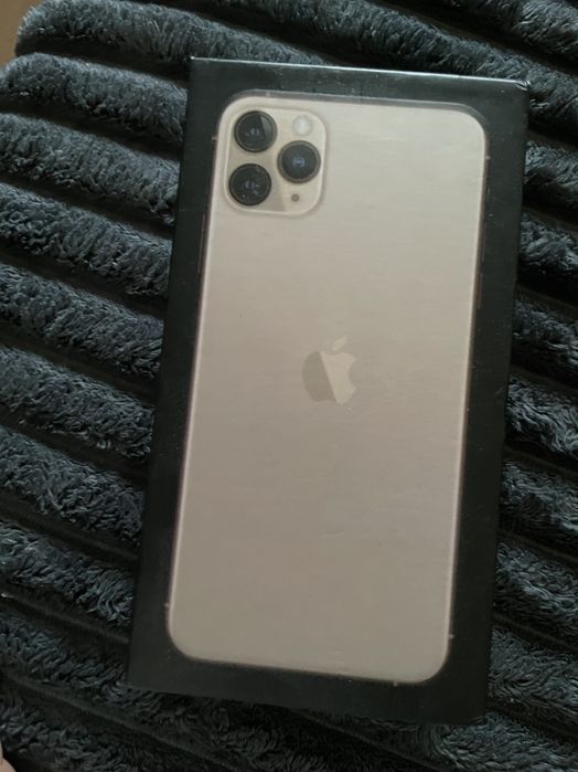 Симуляция iPhone 11 pro max