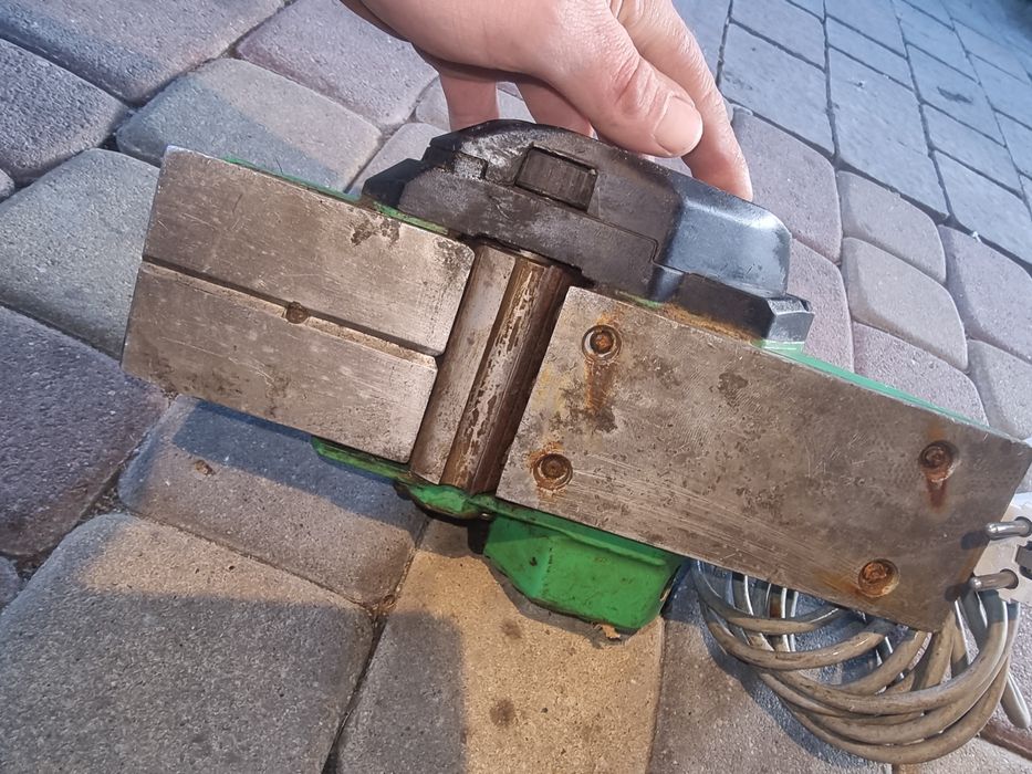 Strug elektryczny hitachi