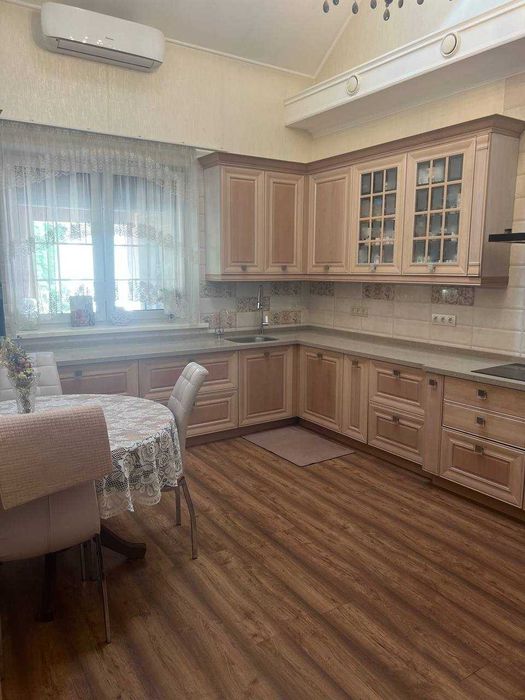 Ексклюзивна інклюзивна резиденція 800 м² | 10 кімнат | 35 соток | 2 басейни | SPA | Обухів