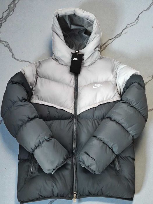 Nike Storm-Fit Puffer Jacket White / Gray – Nike Sportswear