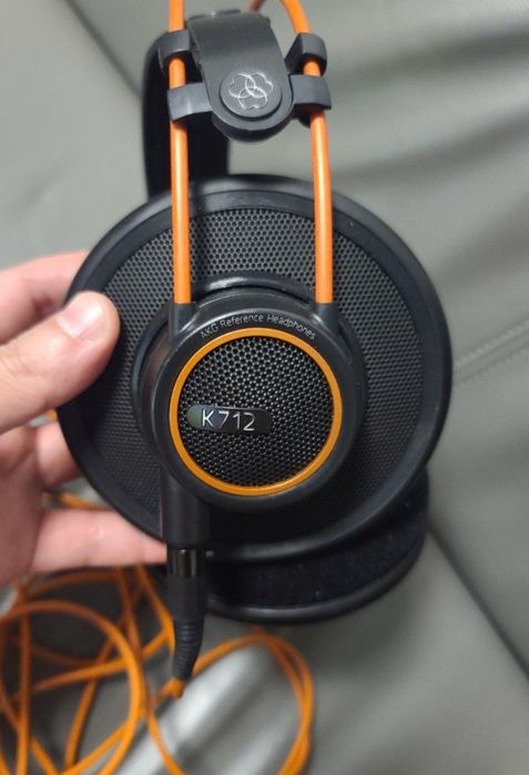 Auricular AKG K712 Pro