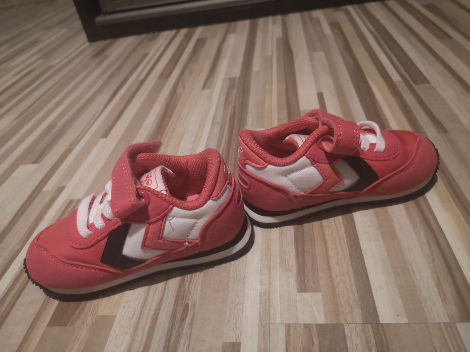 Butki Hummel sportowe 21