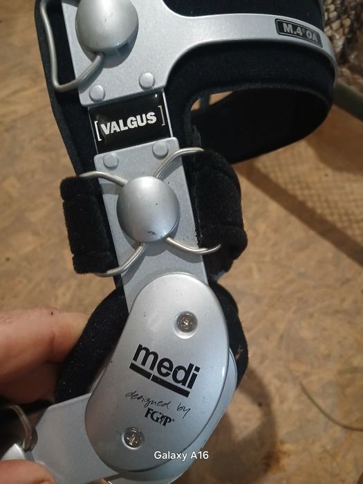 Жесткий корсет для коленного сустава М.4 0А