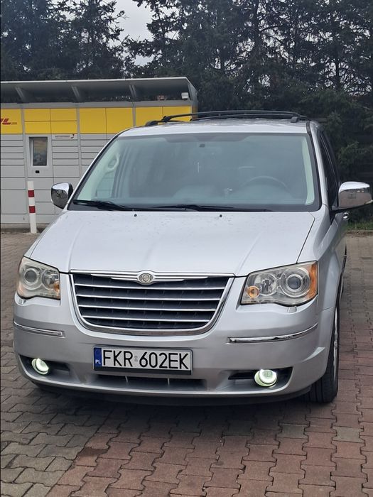 Sprzedam Chrysler Grand Voyager 2.8crd  2010r