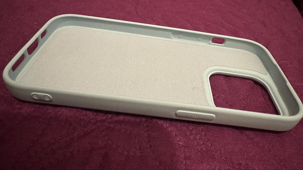 Capa iPhone 14 Pro azul bebé como nova!!