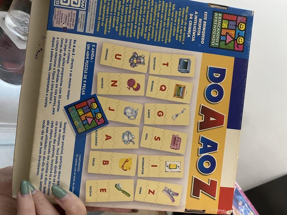 Brinquedo Letras e palavras