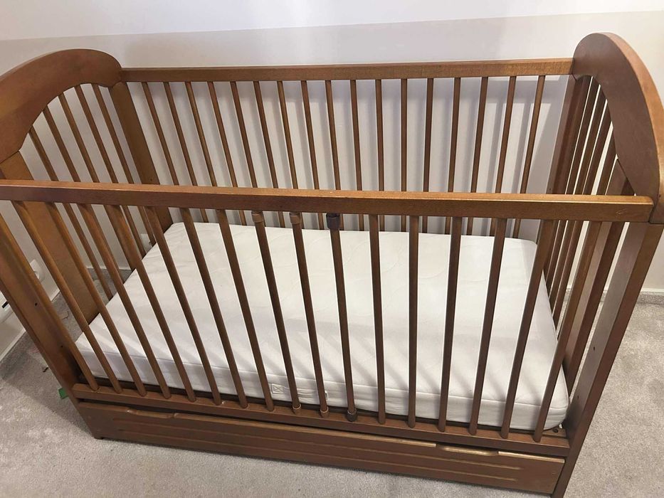 Łóżeczko dziecęce.