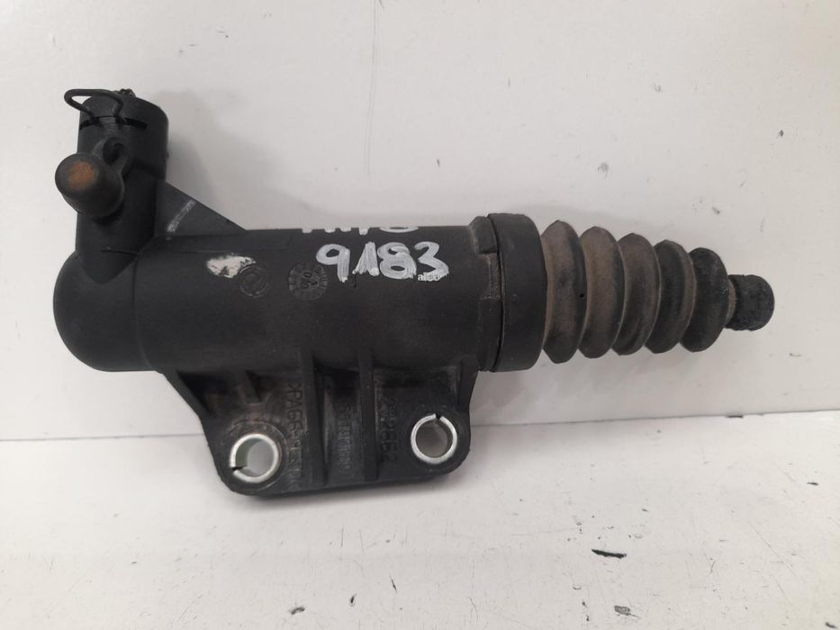 Bombito De Embraiagem Alfa Romeo Mito 145
