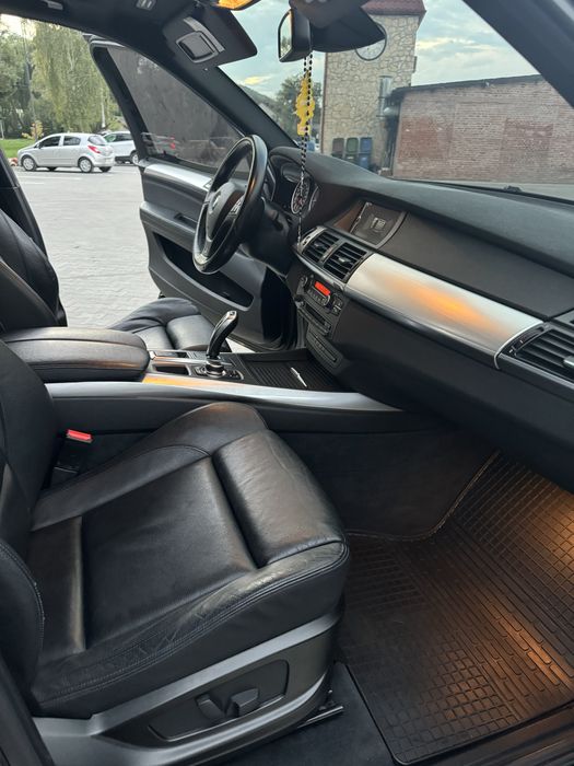 BMW X5 E70 3.0d 2011