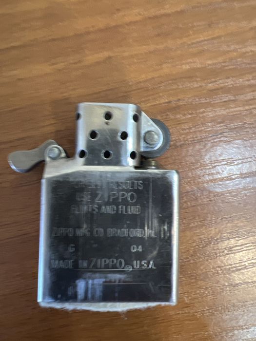 Зажигалки користовані різні