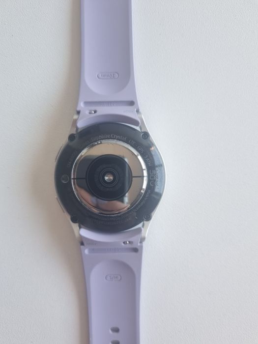 Smartwatch Samsung Watch 5 5G com acessórios