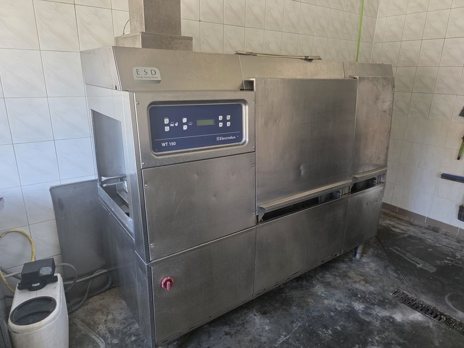 Zmywarka przemysłowa tunelowa Electrolux WT150