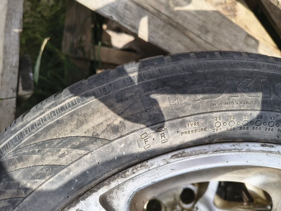 Felgi aluminiowe 16 z oponami zimowymi