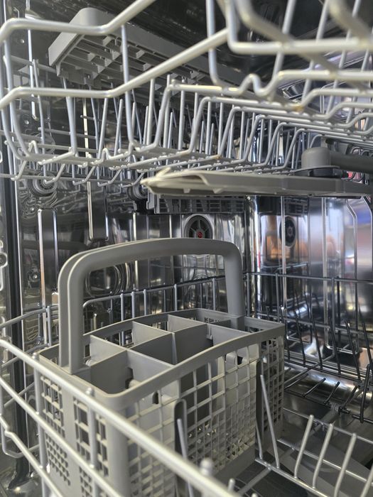 Teka DFI 46700 Encastre – Avariada – 1 Ano de Uso – Para Reparação/Peças