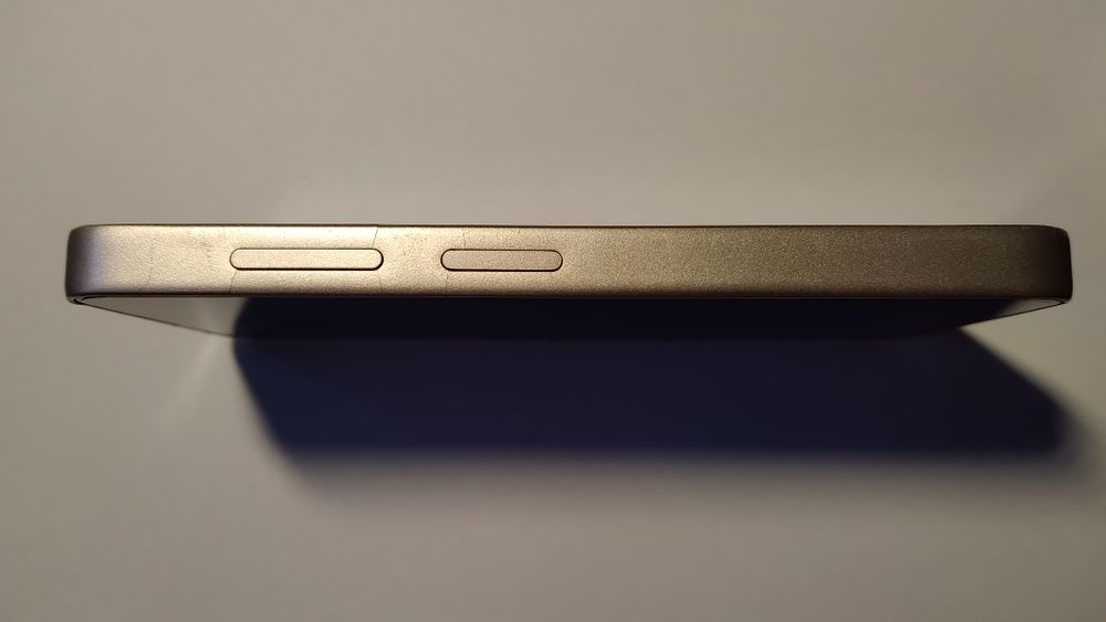 Смартфон Qin 3 Ultra на ремонт или запчасти