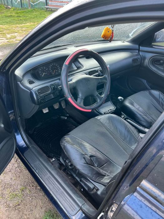 Продам  мазду 626