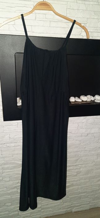 Sukienka czarna mala czarna