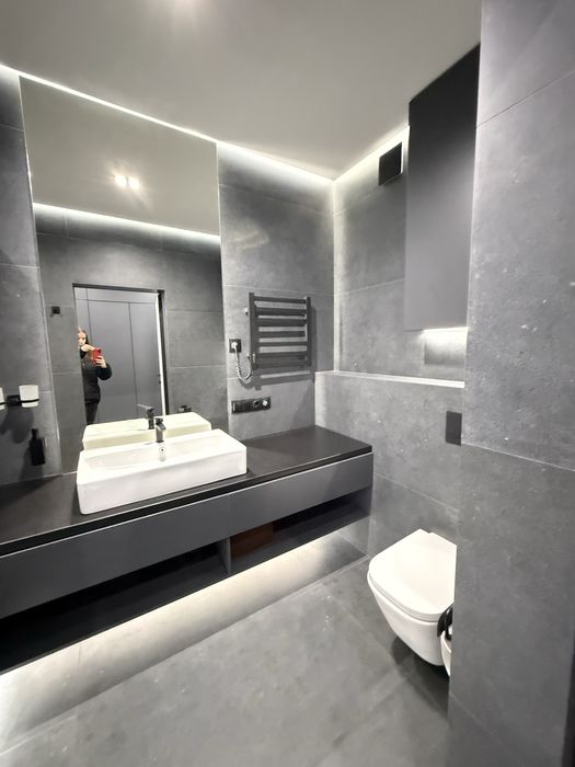 Продам найкращу квартиру в Липках з видом на озеро!