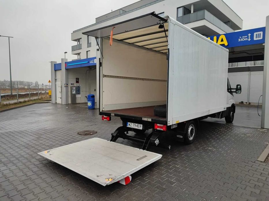 wypożyczalnia busów, wynajem busa, dostawcze, osob, winda, podstawiamy