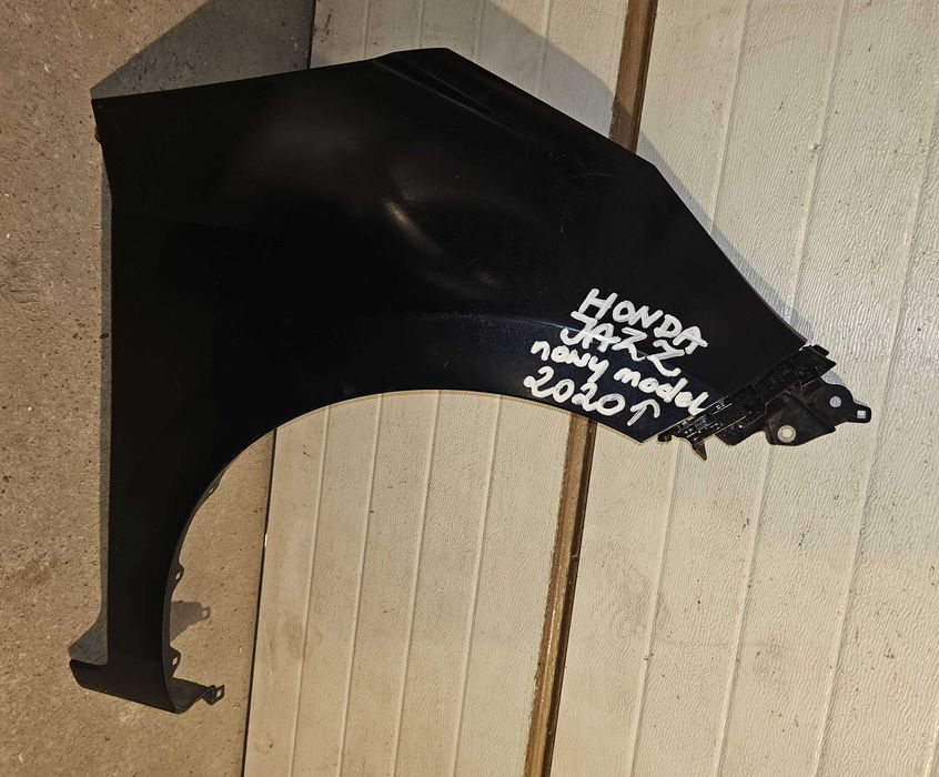 Honda Jazz V błotnik przód przedni prawy od 2020r.
