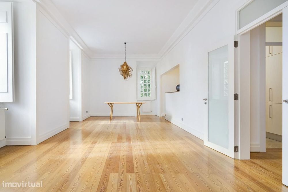 Apartamento T1 com estacionamento, Príncipe Real, Lisboa