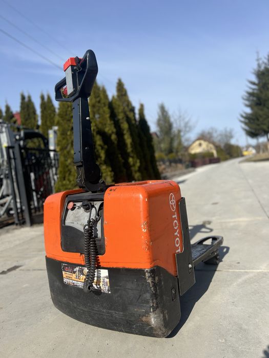 Toyota PP13 – wózek paletowy elektryczny | sprawny