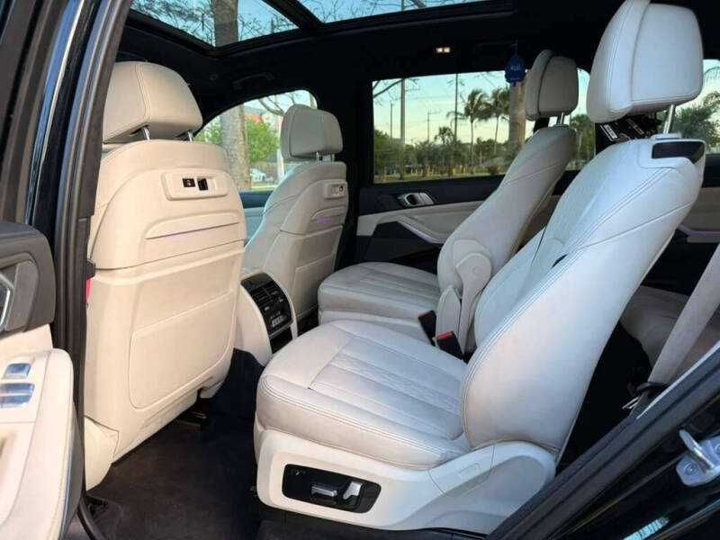 2020 BMW X7 xDrive40i