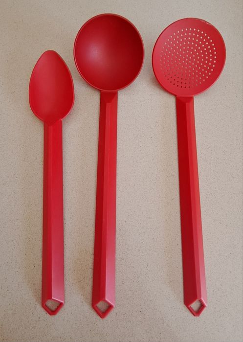 Vários utensílios de cozinha = Tudo 5€